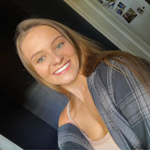 Meet your Posher, Breanna